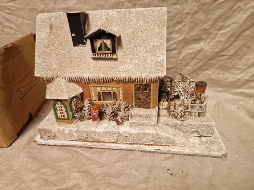 Altes lichterhaus pappe mit - pappe,
