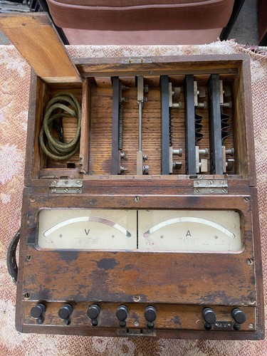 Antiker alter voltmeter - alter,