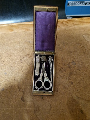 Antikes silber nähset - nähset, etui