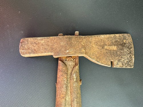 Antike dachdeckerhammer axt - dachdeckerhammer,
