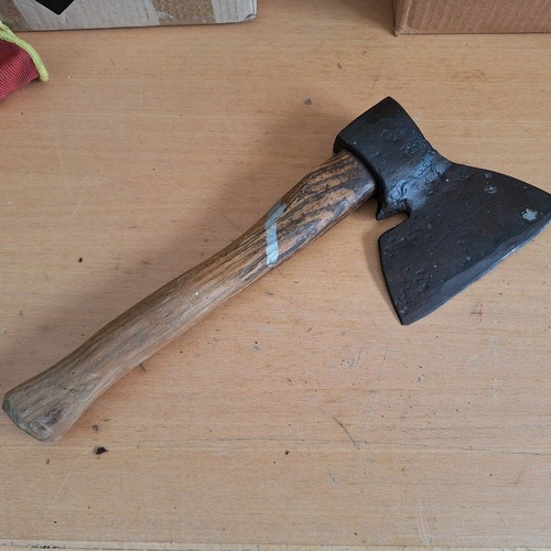 Alte zimmermann axt aus - kl.,